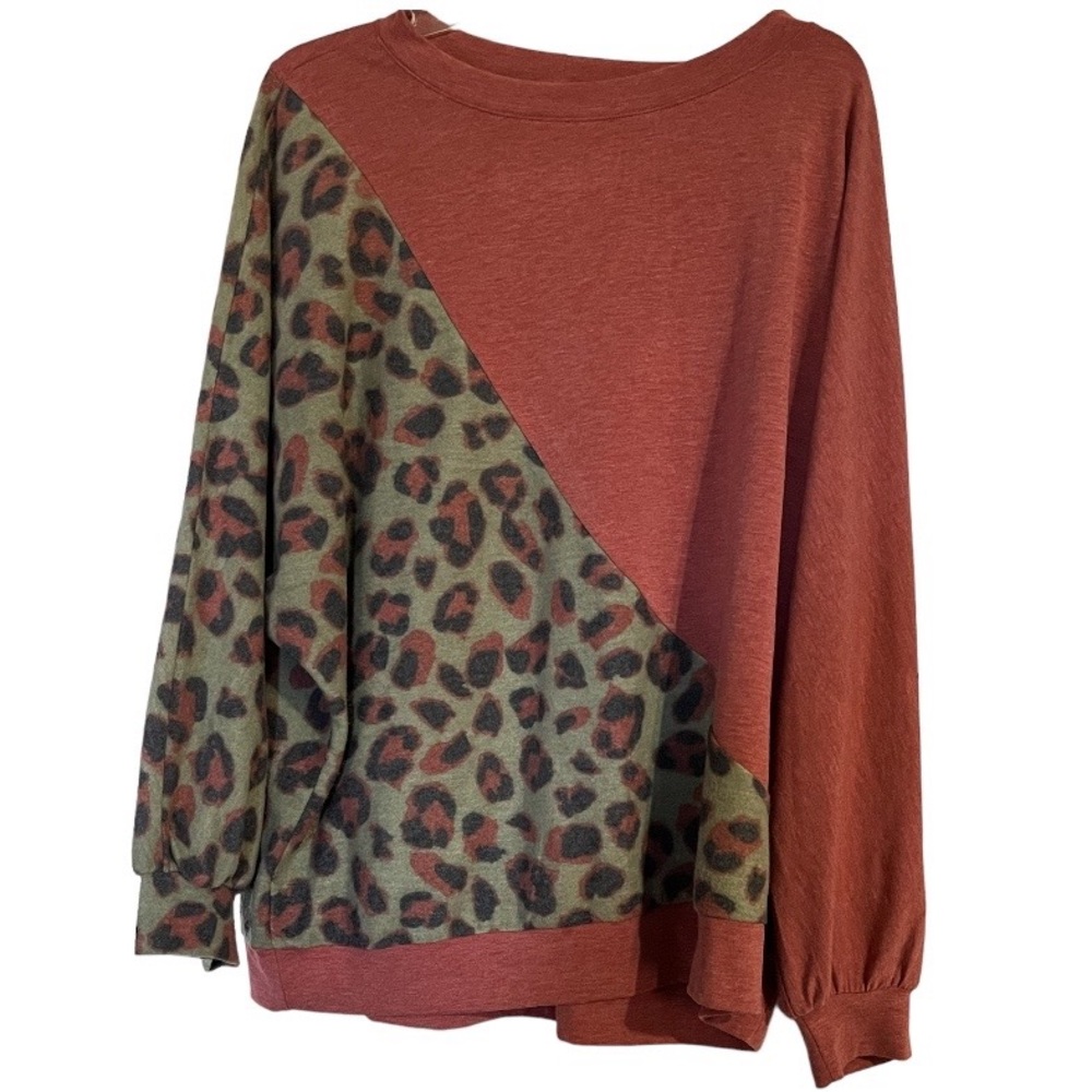 Emerald• Leopard Print Sweater